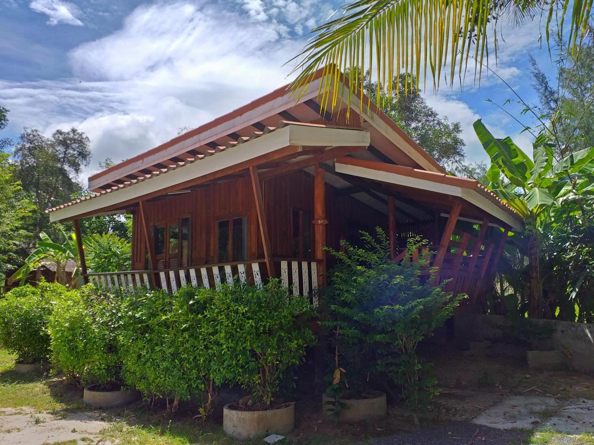The Ford Sunset Beach Resort Wok Tum Esterno foto