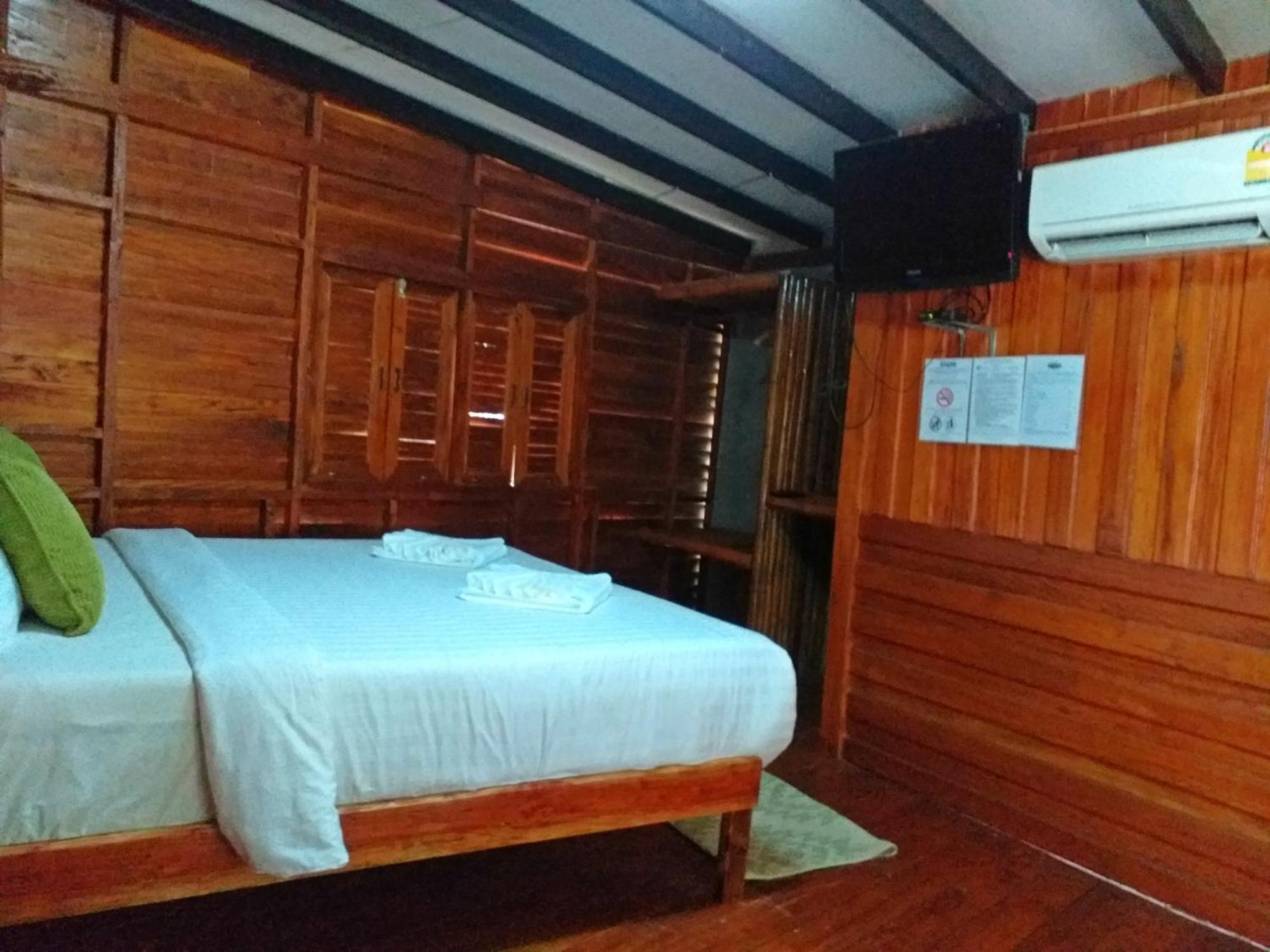 The Ford Sunset Beach Resort Wok Tum Esterno foto