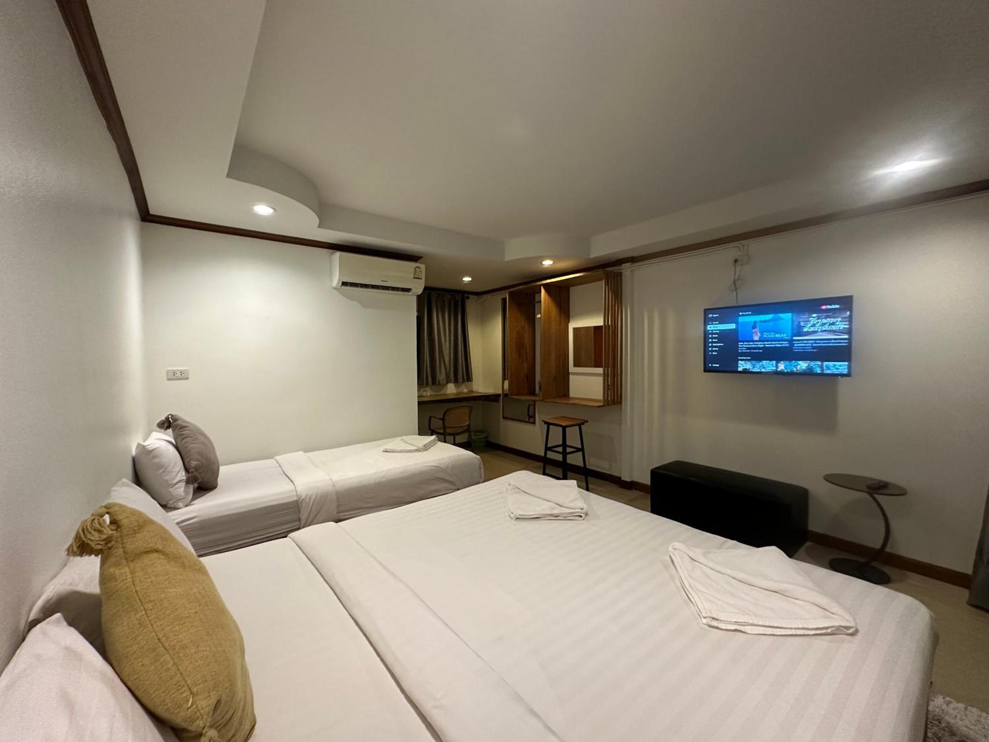 The Ford Sunset Beach Resort Wok Tum Esterno foto