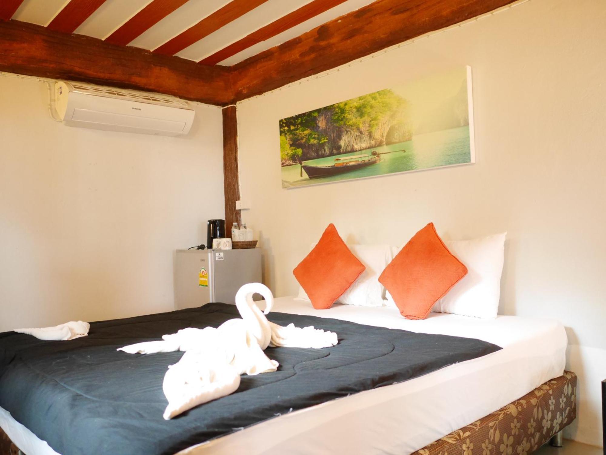 The Ford Sunset Beach Resort Wok Tum Esterno foto