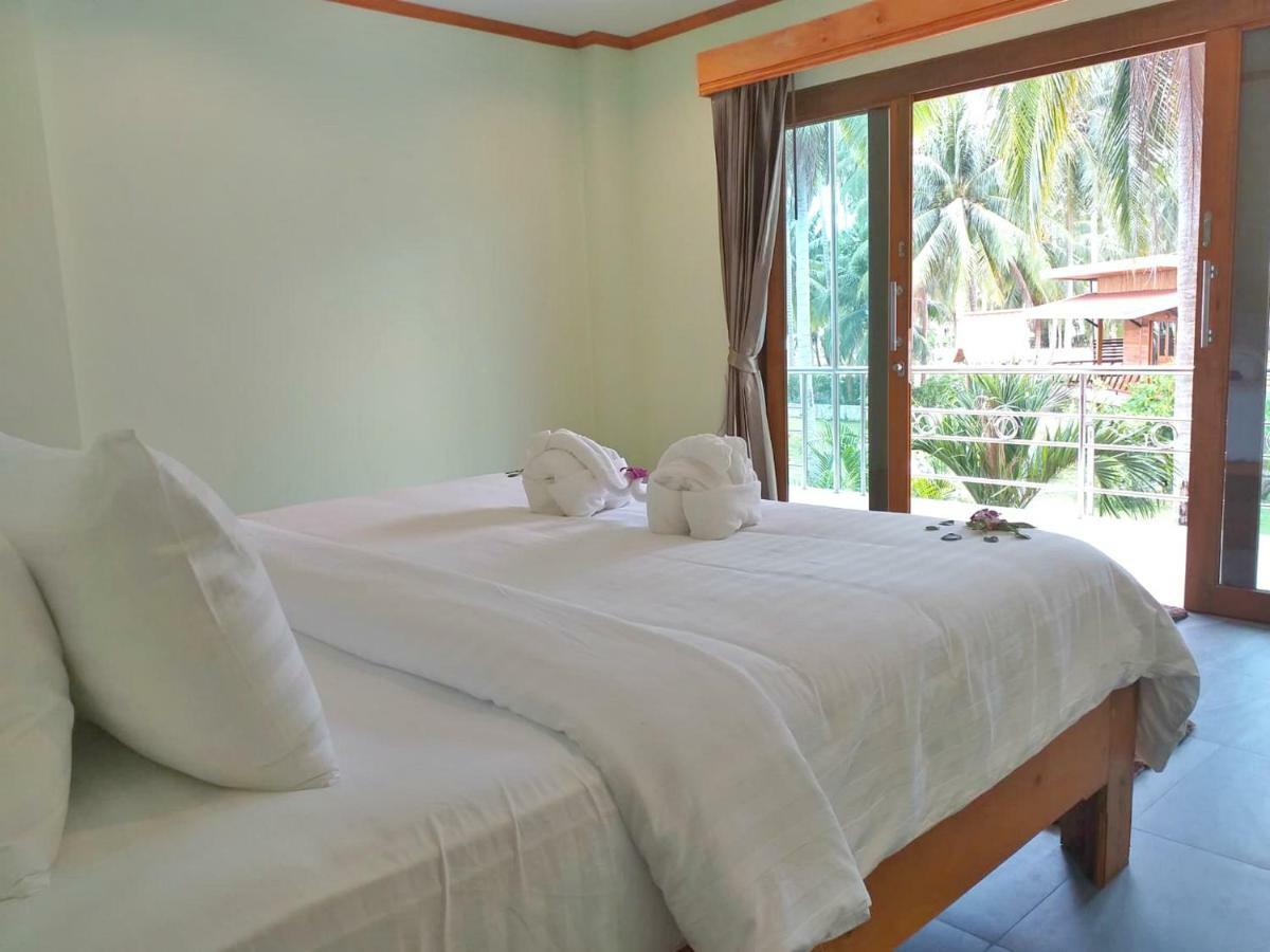 The Ford Sunset Beach Resort Wok Tum Esterno foto