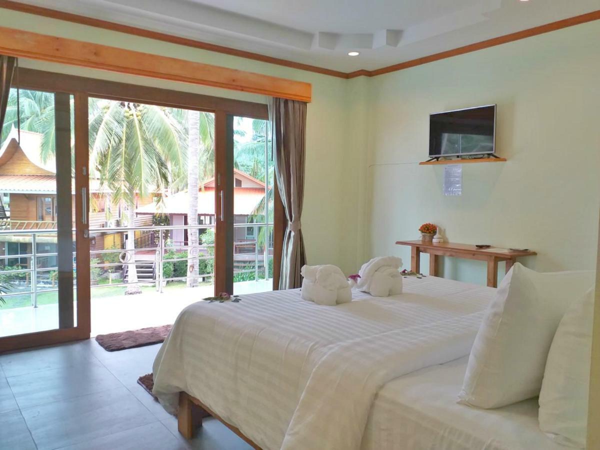 The Ford Sunset Beach Resort Wok Tum Esterno foto