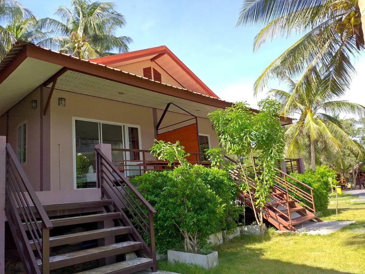The Ford Sunset Beach Resort Wok Tum Esterno foto