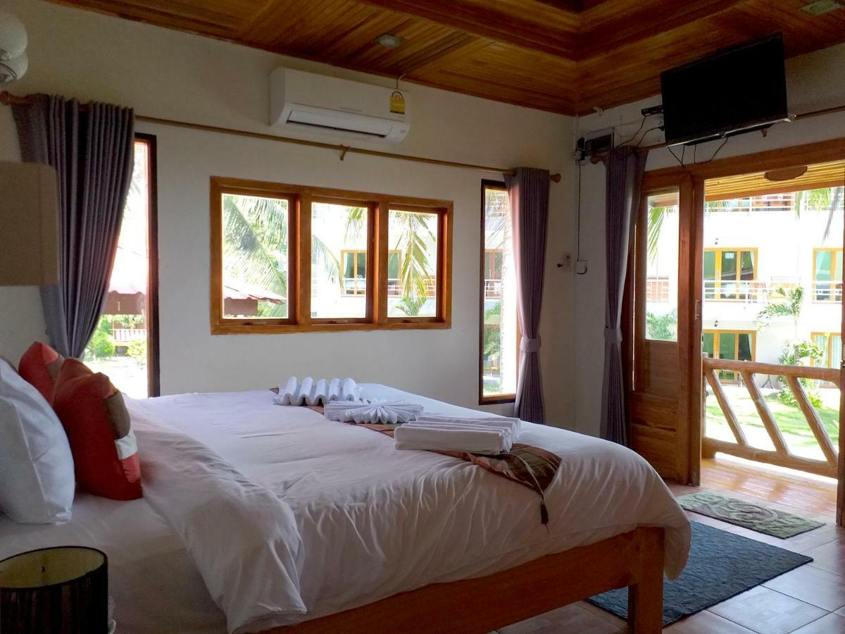 The Ford Sunset Beach Resort Wok Tum Esterno foto