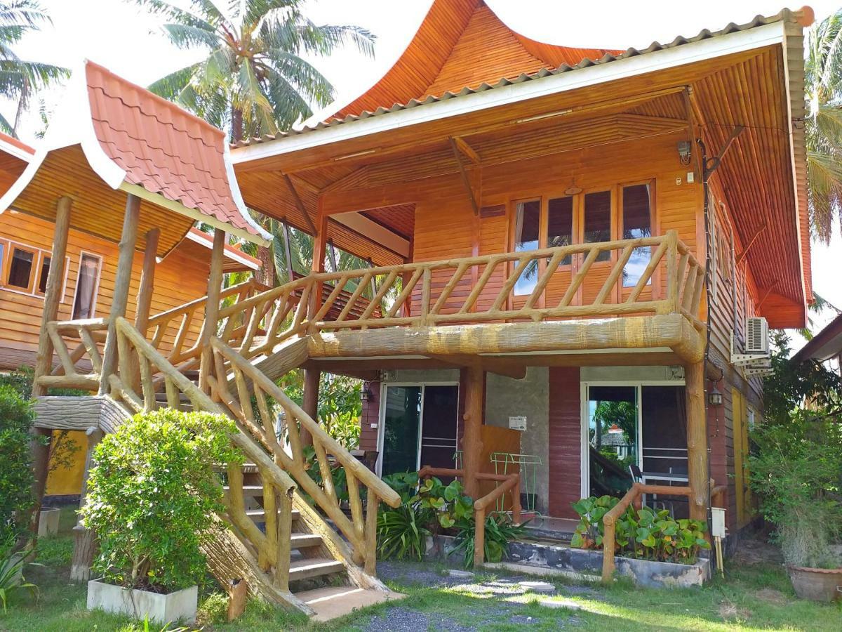 The Ford Sunset Beach Resort Wok Tum Esterno foto
