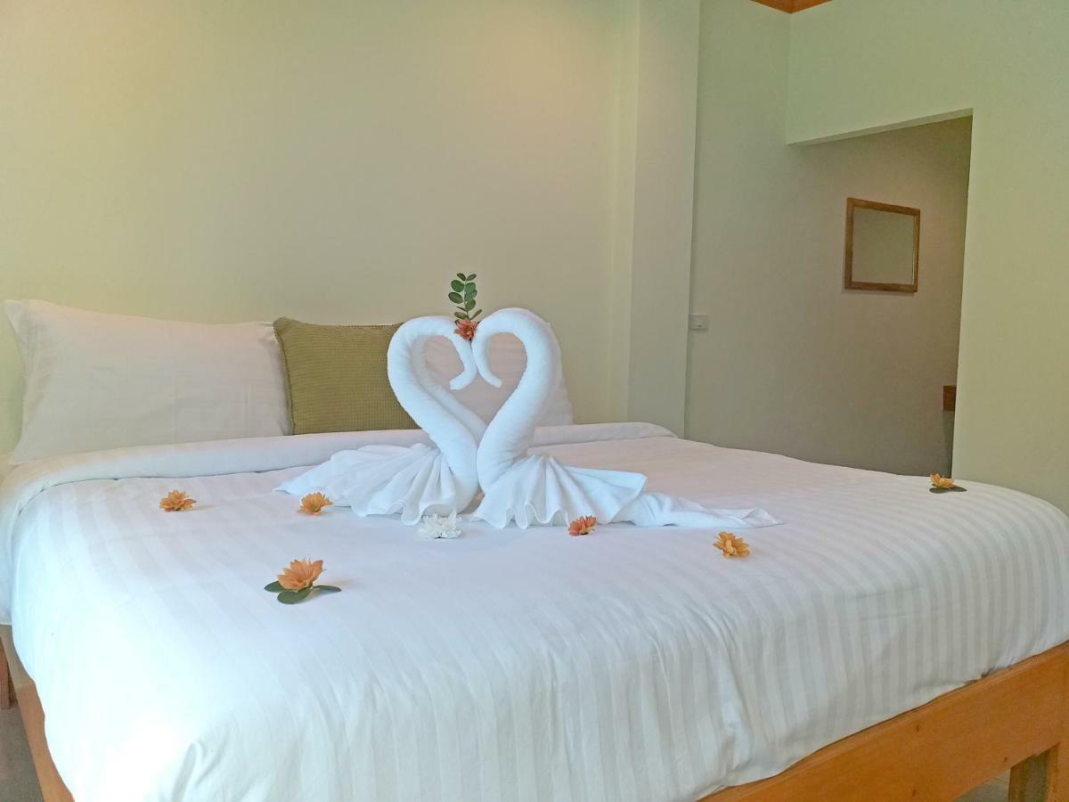The Ford Sunset Beach Resort Wok Tum Esterno foto